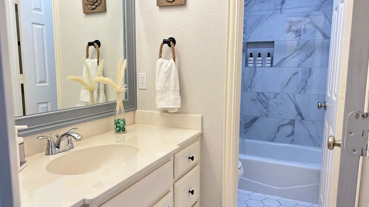 Photo of Bathroom in Hickory Creek
