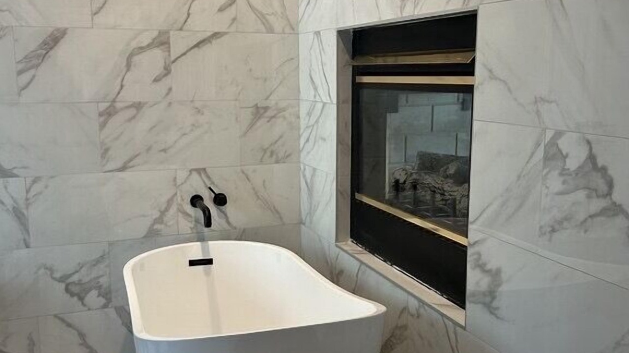 Photo of Bathroom in Hickory Creek