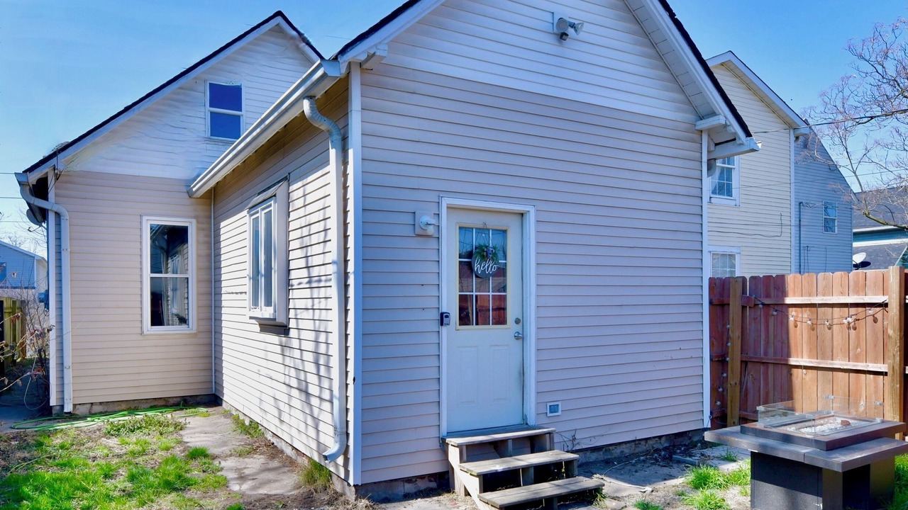 Photo of Outdoor in Babe Denny