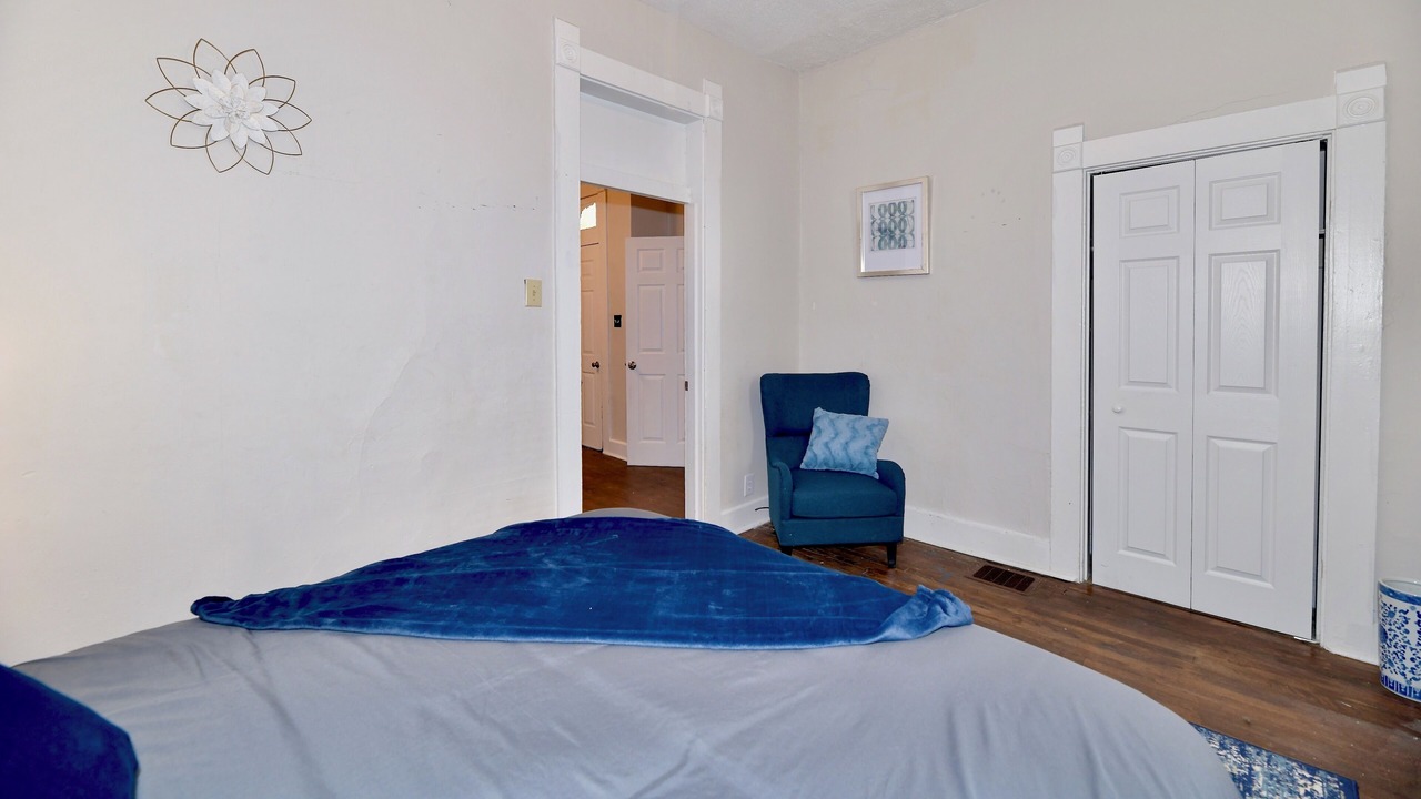 Photo of Bedroom in Babe Denny