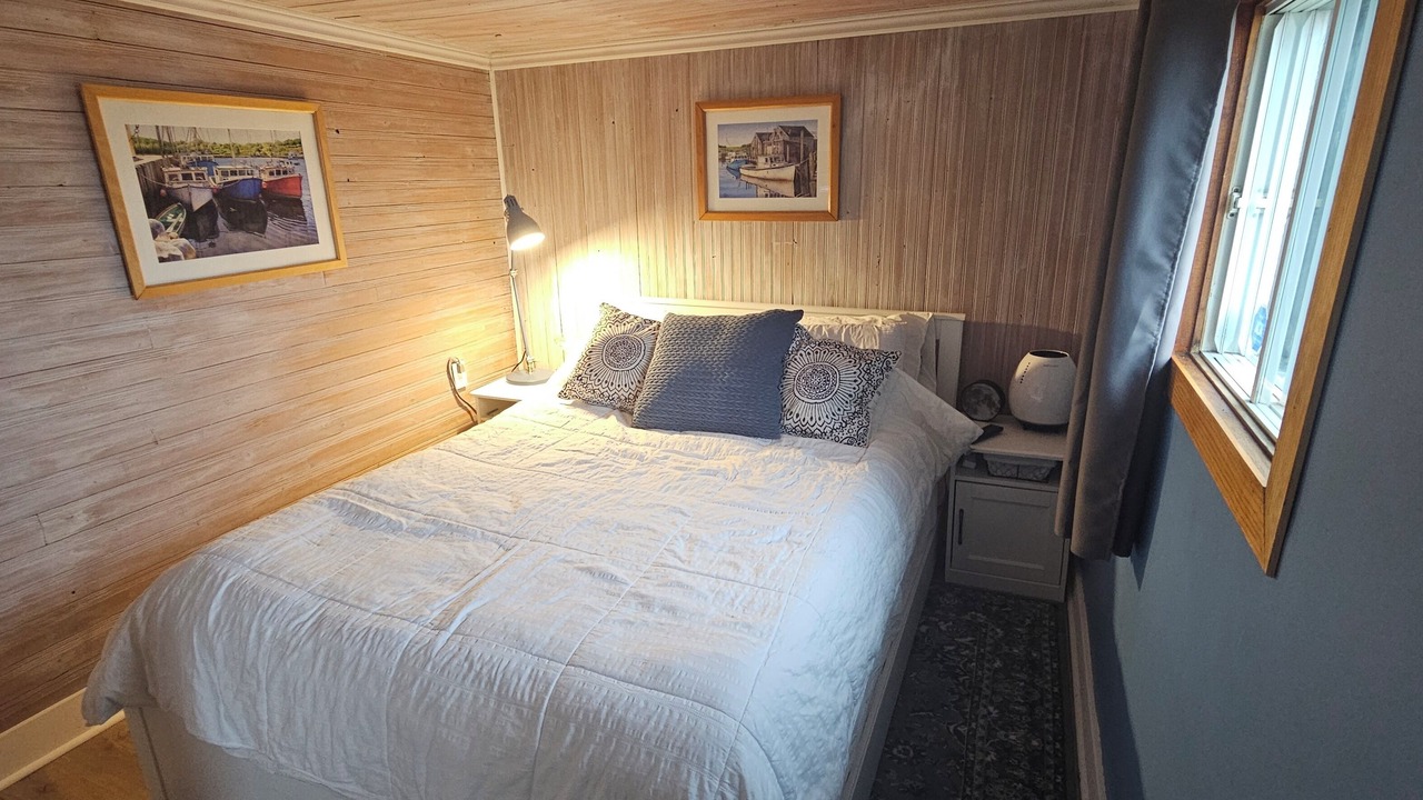 Photo of Bedroom in Yarmouth County