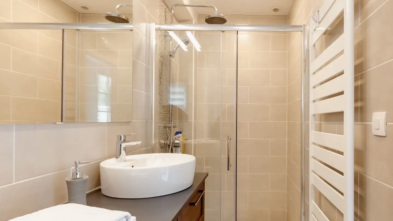 Photo of Bathroom in Sartrouville