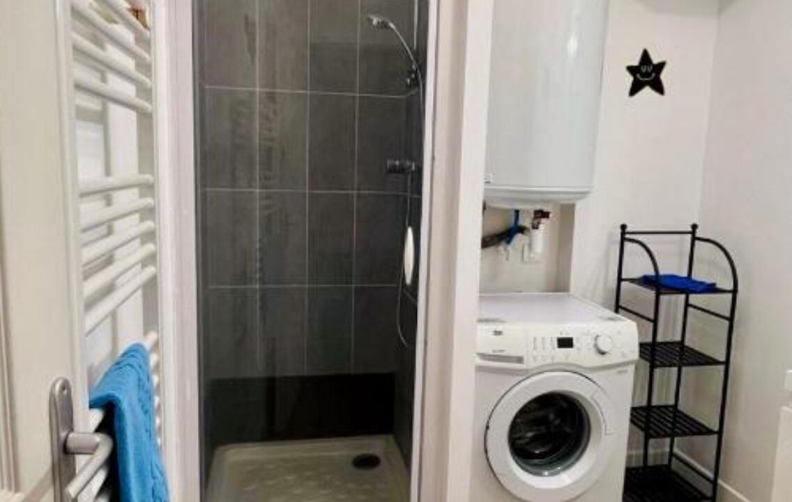 Photo of Bathroom in Saint-Pryve-Saint-Mesmin