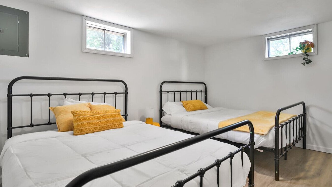 Photo of Bedroom in Maryland Heights