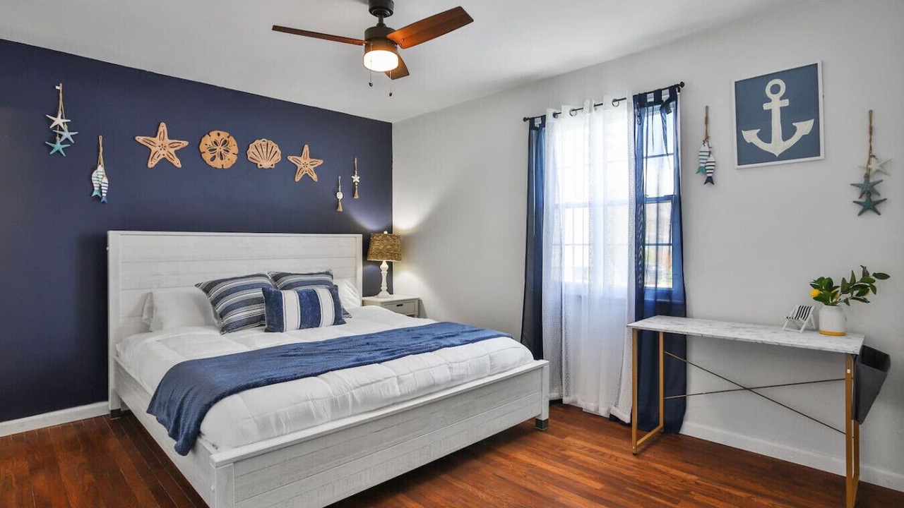 Photo of Bedroom in Maryland Heights