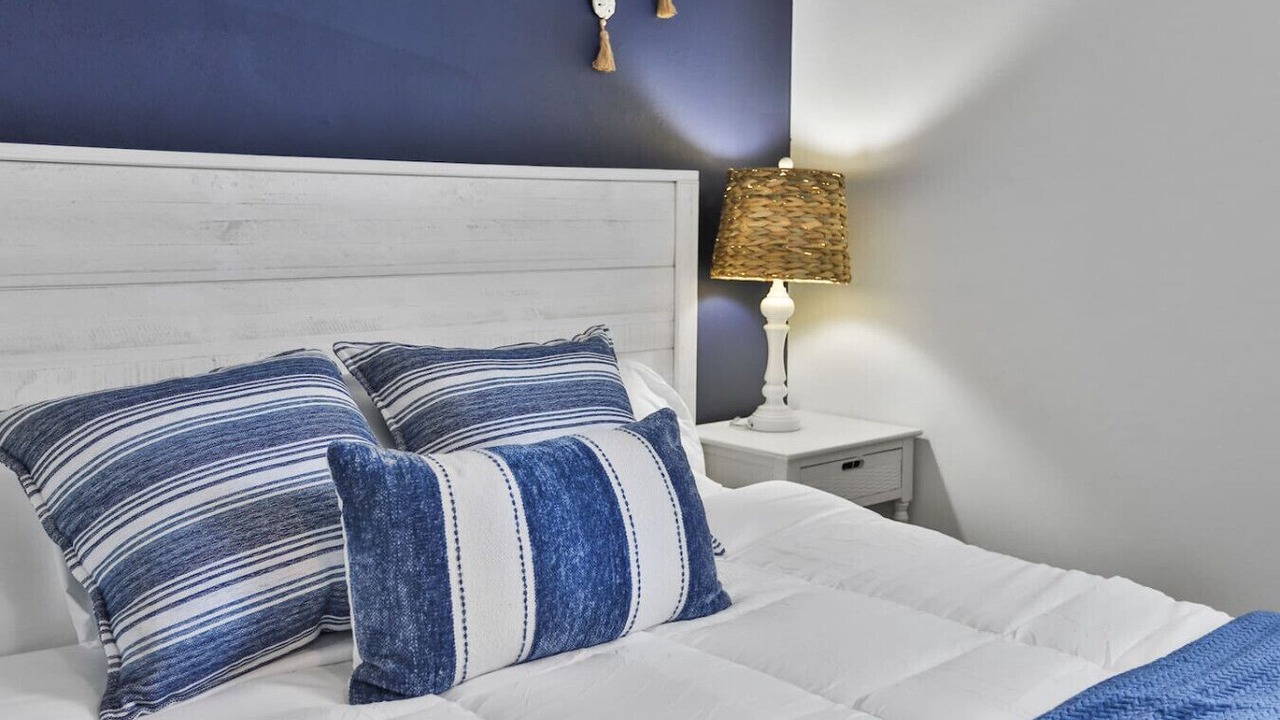 Photo of Bedroom in Maryland Heights