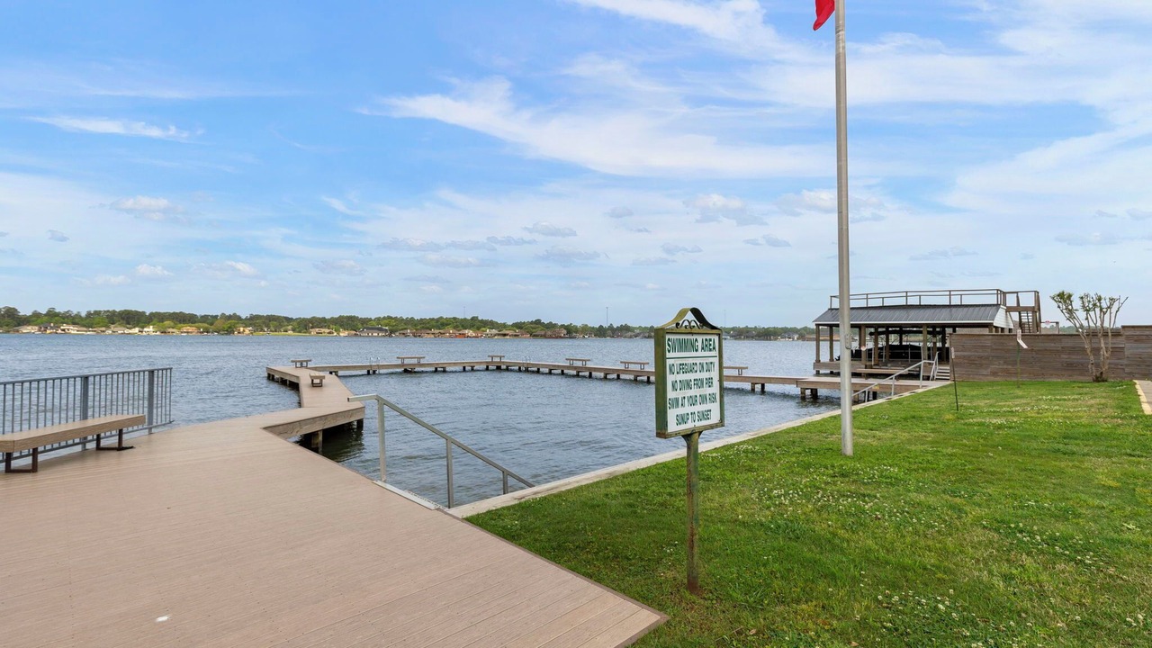 Photo of Outdoor in Willis
