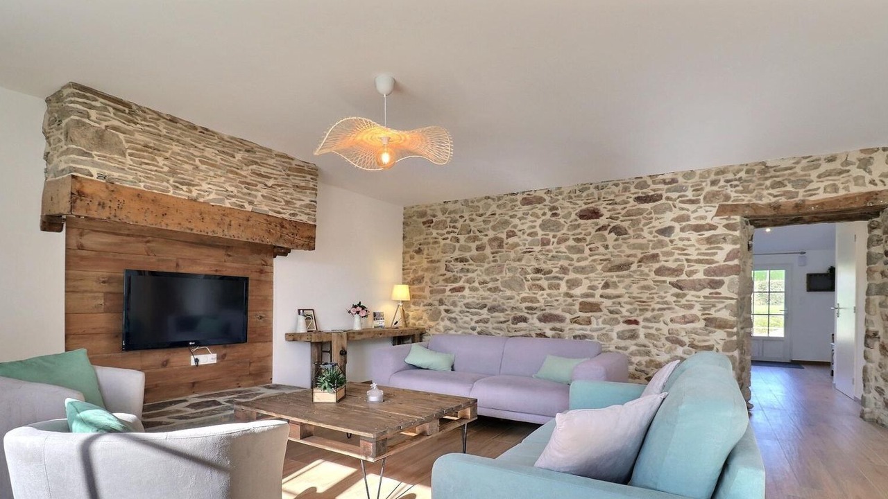 Photo of Livingroom in Saint-Meloir-des-Ondes