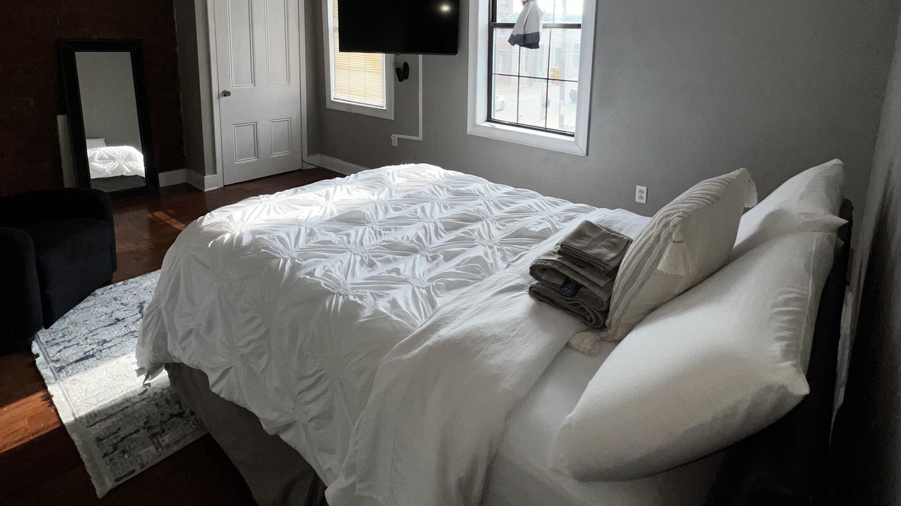 Photo of Bedroom in South Side Flats
