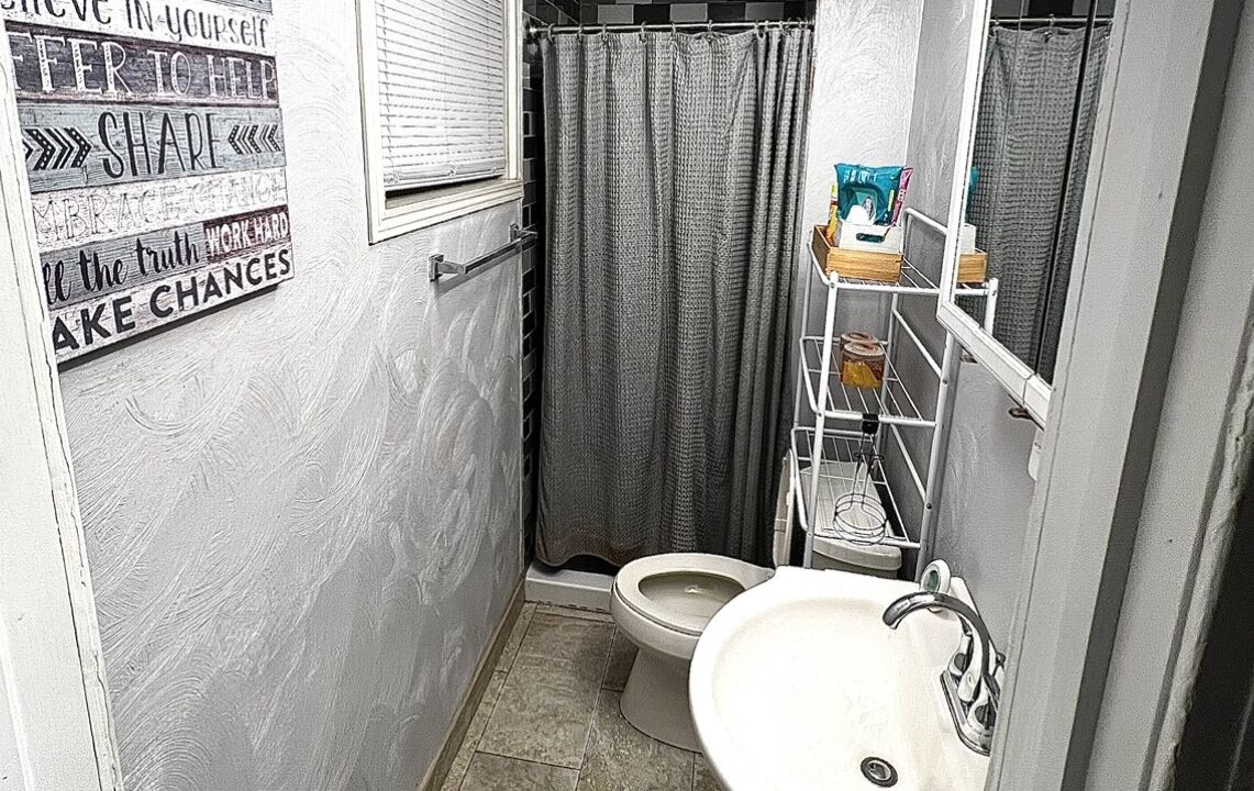 Photo of Bathroom in South Side Flats