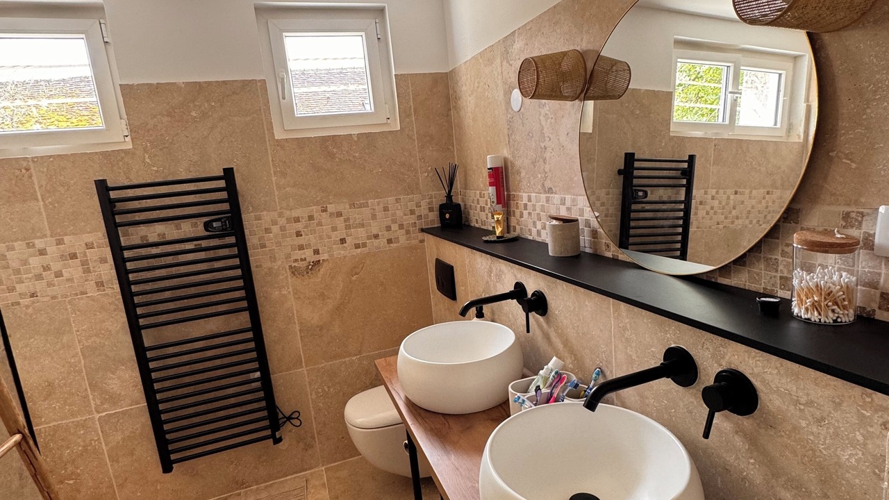 Photo of Bathroom in Heuze - Saint-Georges