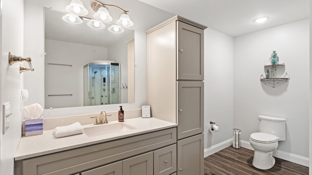 Photo of Bathroom in Lansing