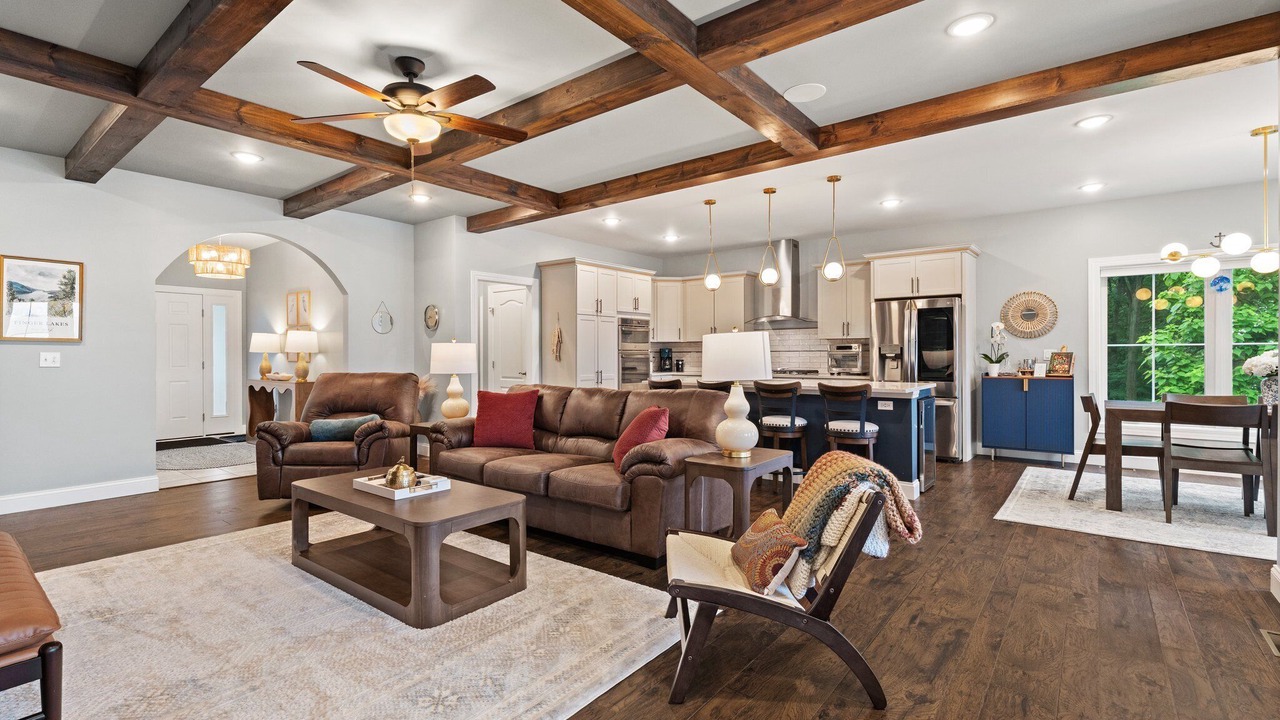 Photo of Livingroom in Lansing