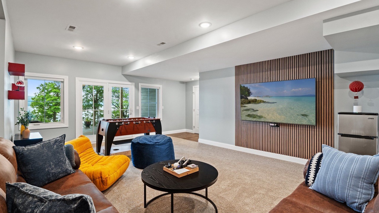 Photo of Livingroom in Lansing