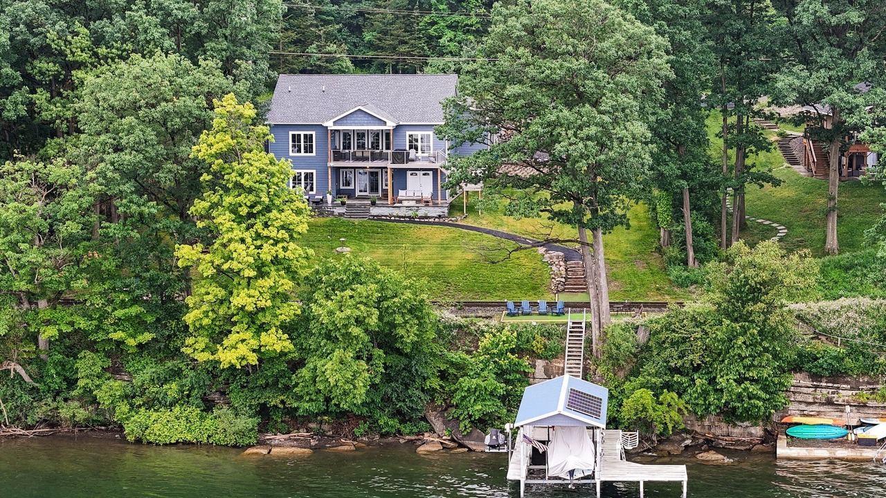 Photo of Outdoor in Lansing