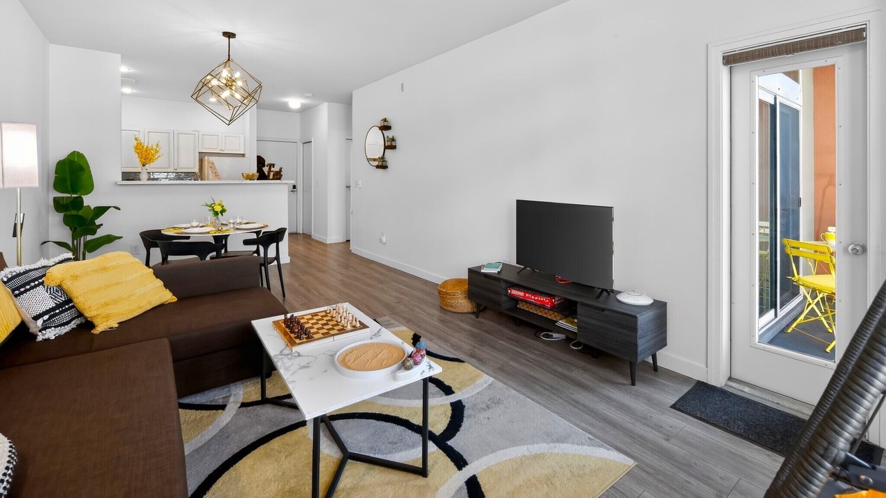 Photo of Livingroom in Belltown