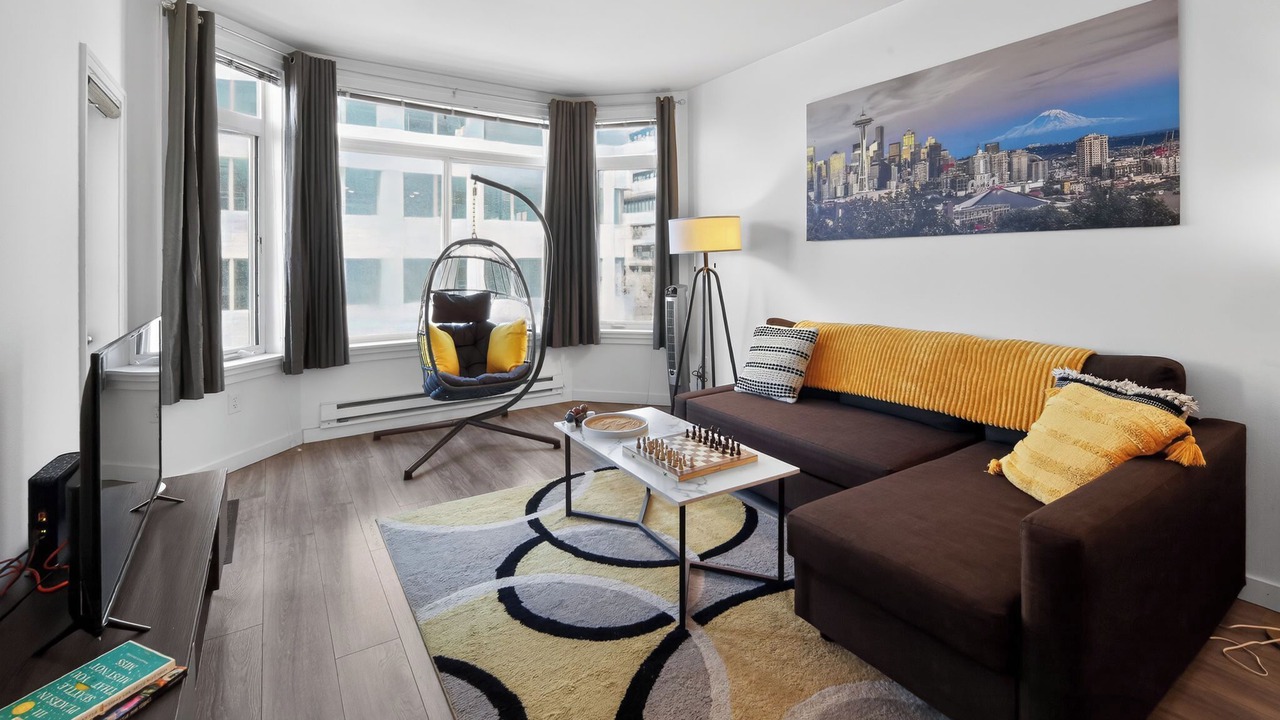 Photo of Livingroom in Belltown