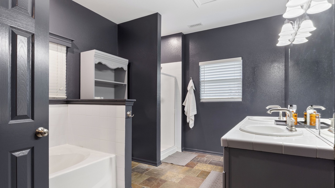 Photo of Bathroom in Camdenton