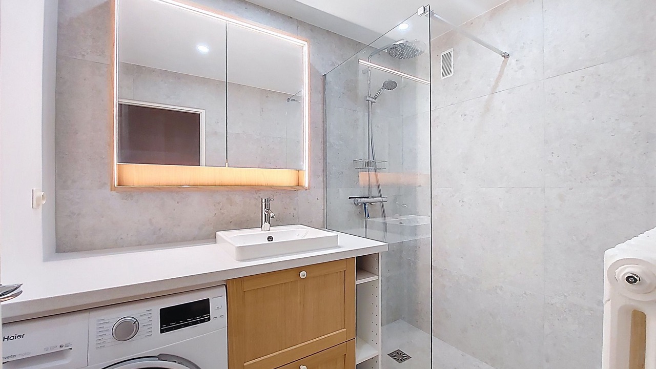 Photo of Bathroom in Les Tines