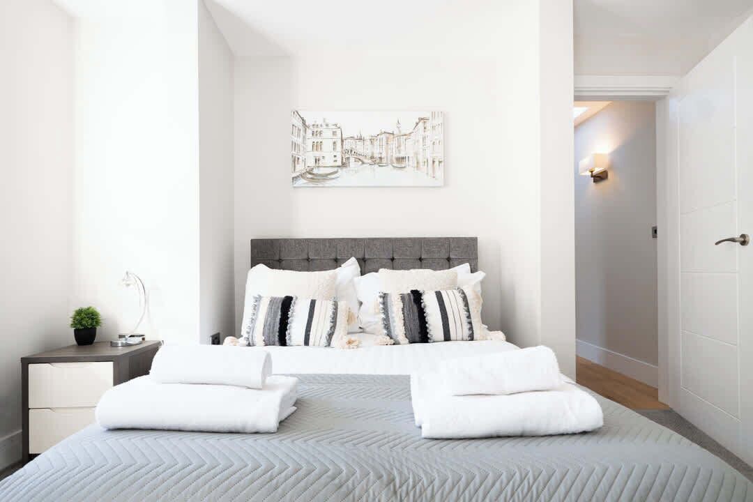 Photo of Others in Howlett End