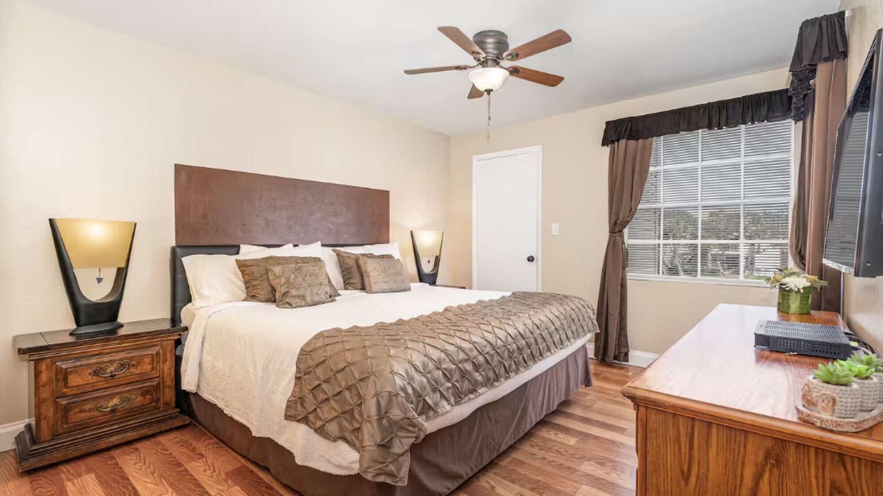 Photo of Bedroom in Ocean Side Village