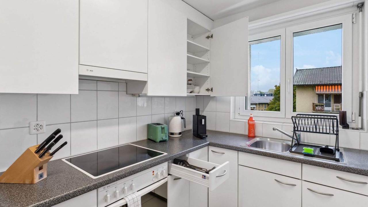Photo of Kitchen in Center