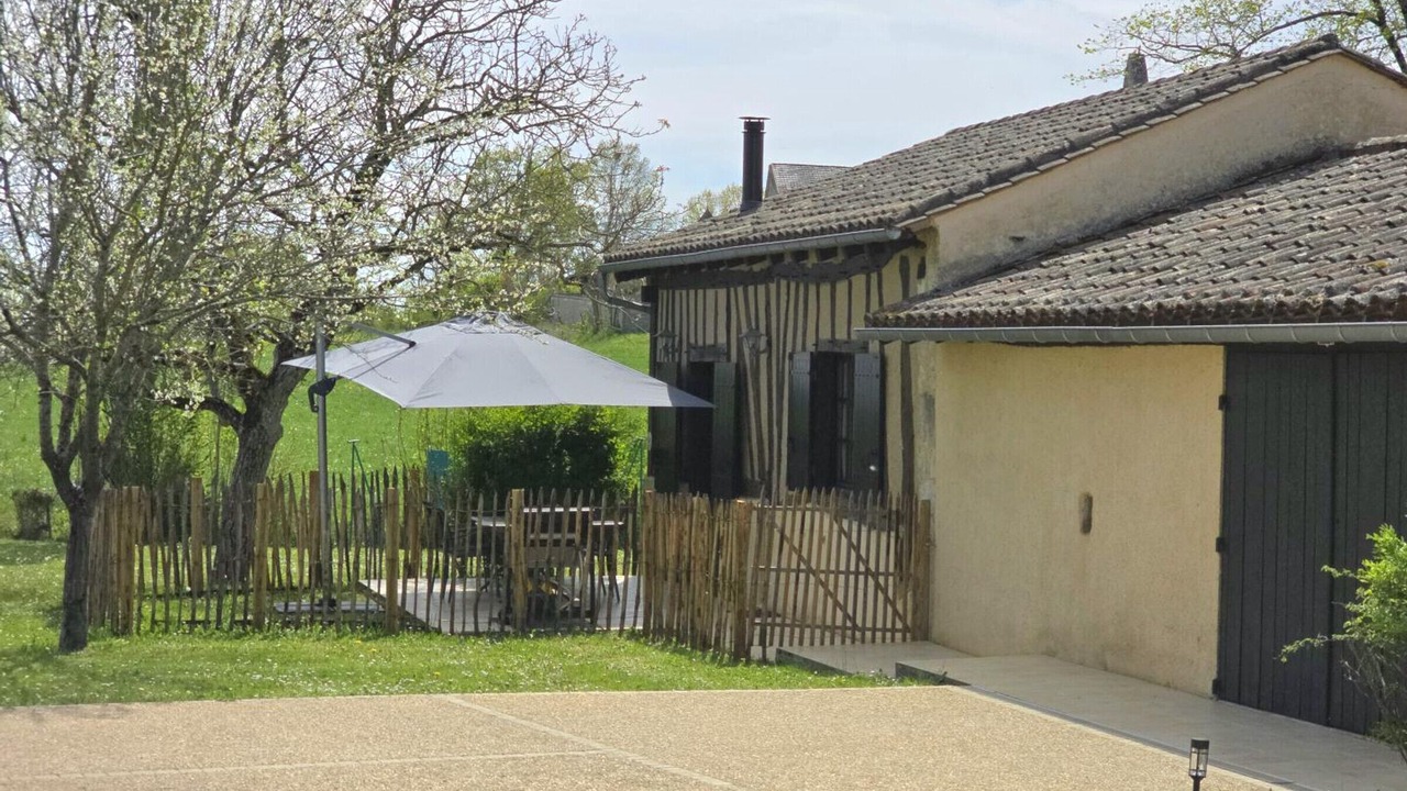 Photo of Outdoor in Sainte-Sabine-Born