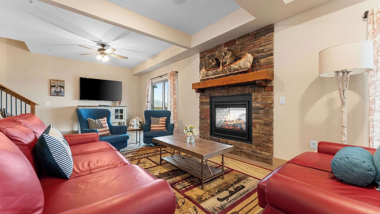 Photo of Livingroom in Table Rock