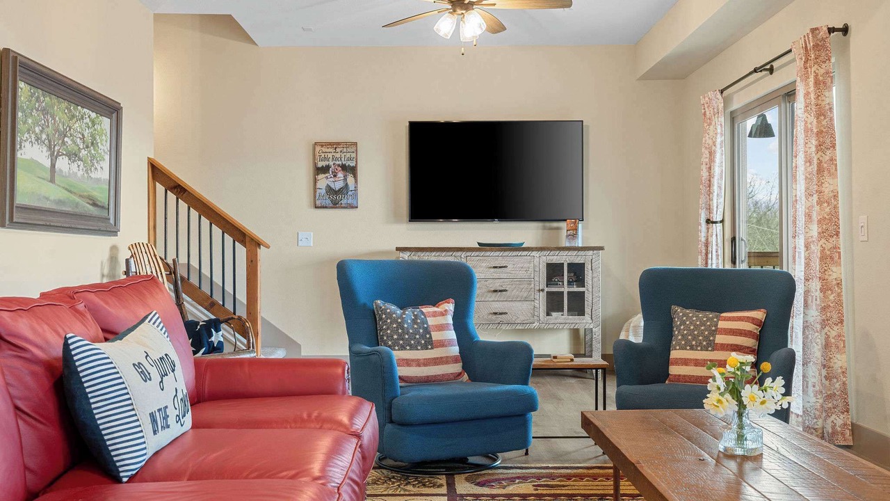 Photo of Livingroom in Table Rock