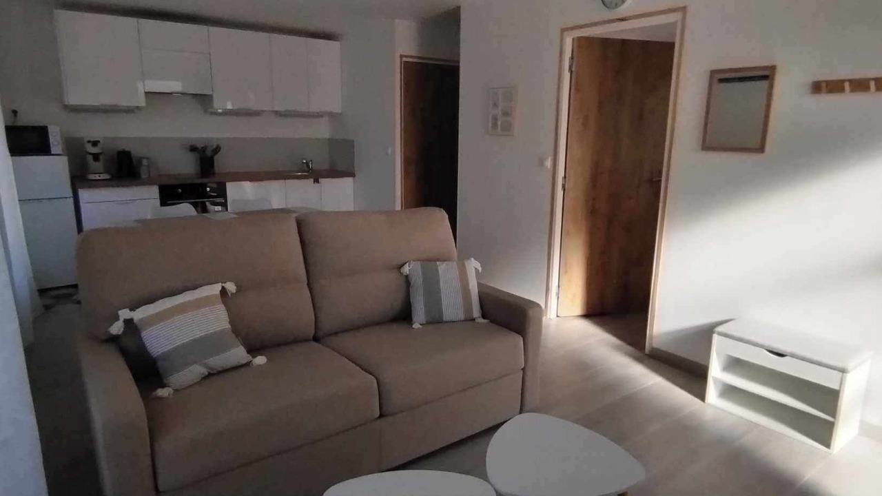 Photo of Livingroom in Coudures