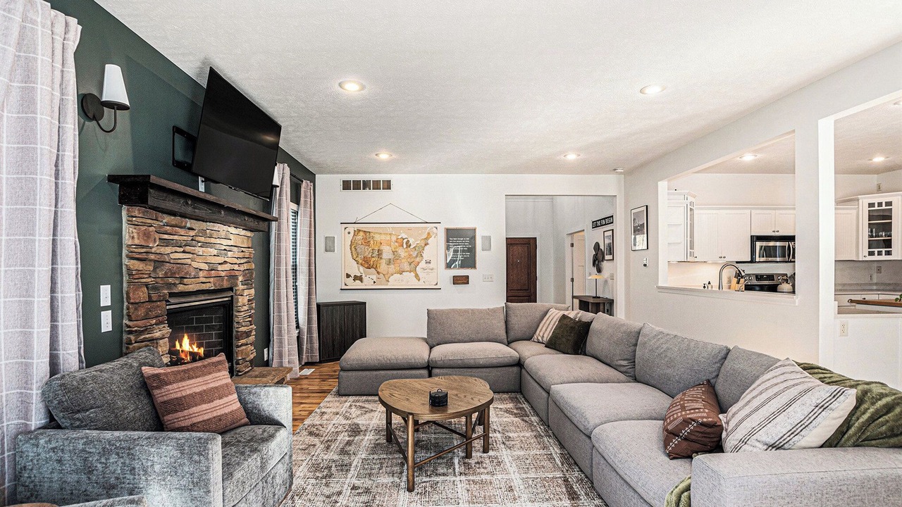 Photo of Livingroom in West Olive