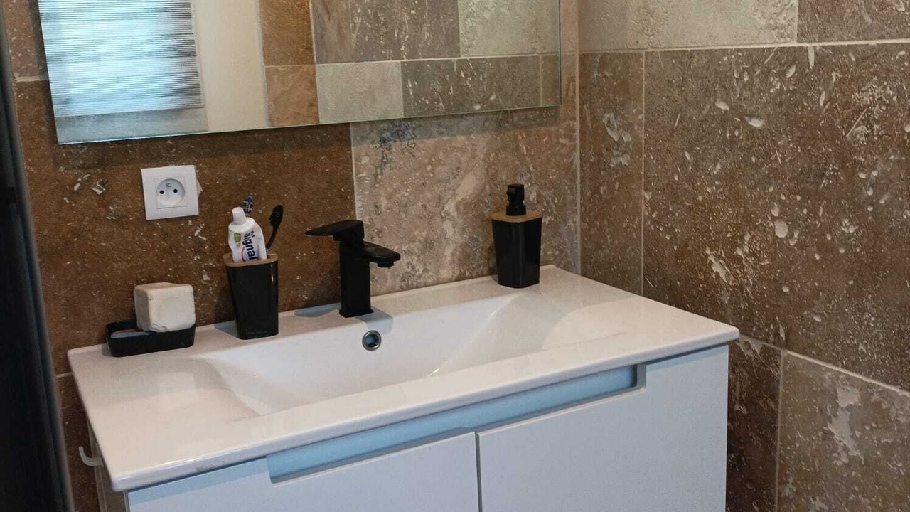 Photo of Bathroom in Montaren-et-Saint-Mediers