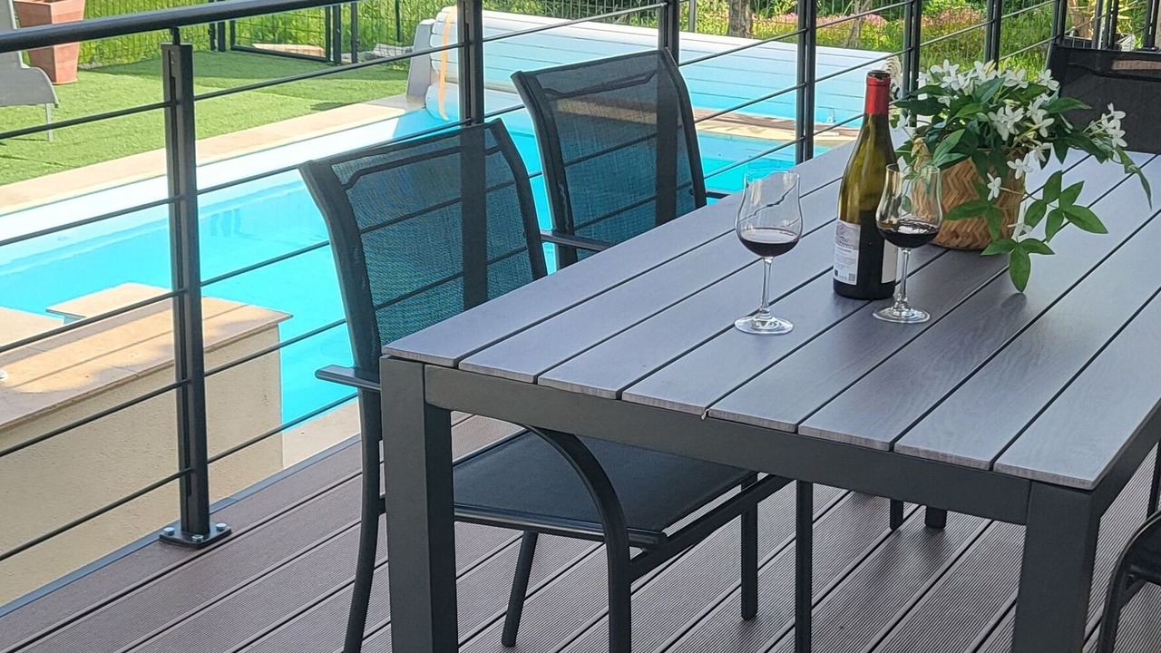 Photo of Outdoor in Montaren-et-Saint-Mediers