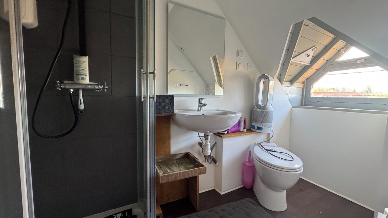 Photo of Bathroom in Tilques