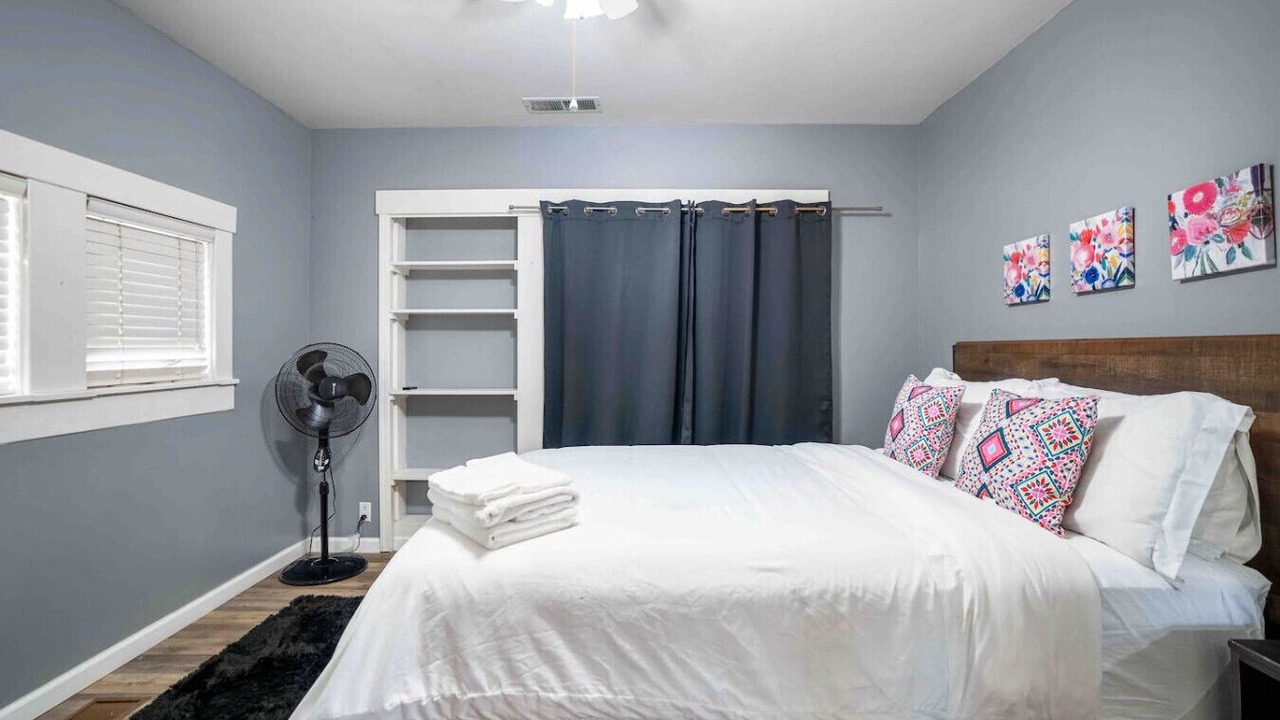 Photo of Bedroom in University Heights