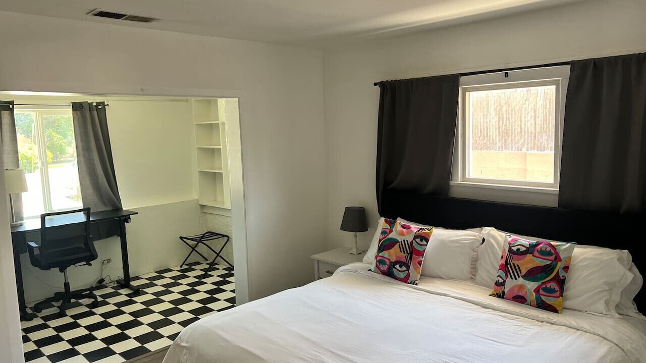Photo of Bedroom in University Heights