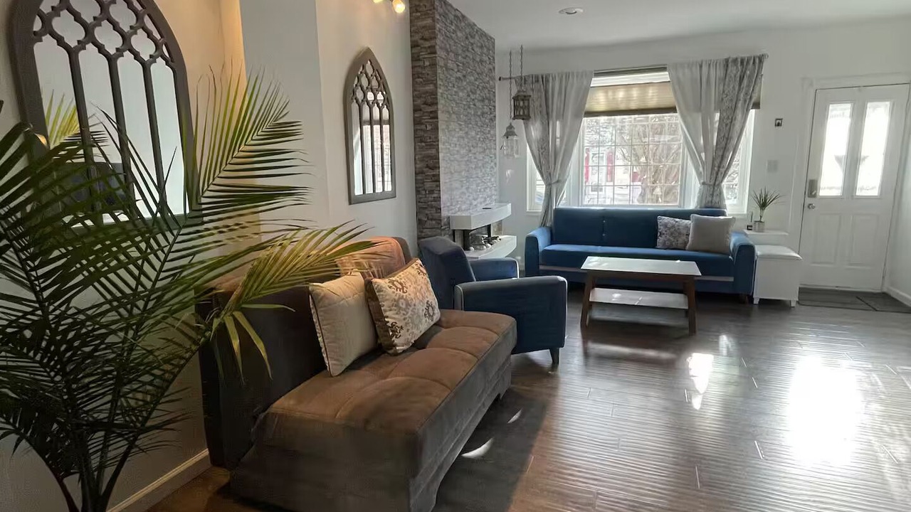 Photo of Livingroom in Whitman