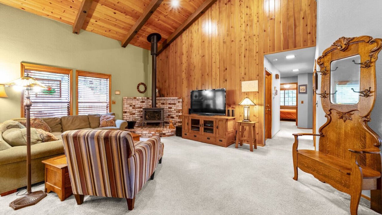 Photo of Livingroom in Arcata