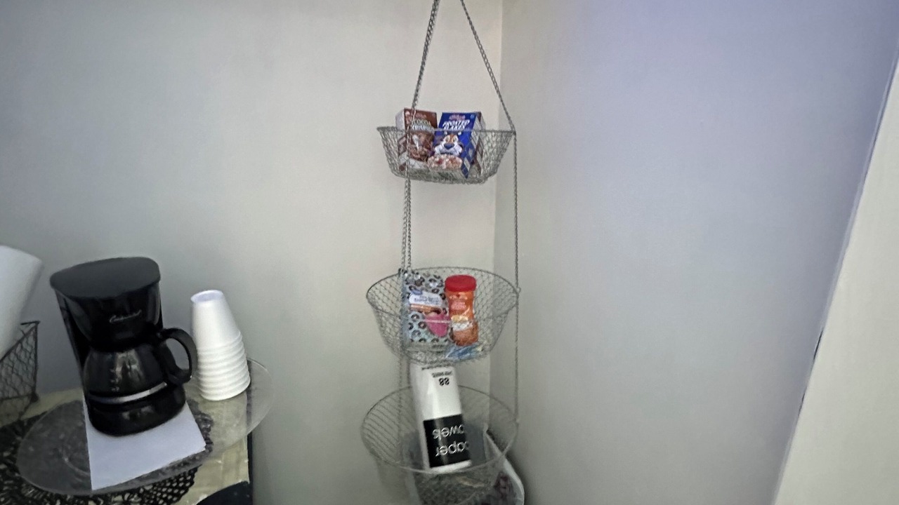 Photo of Others in Putney