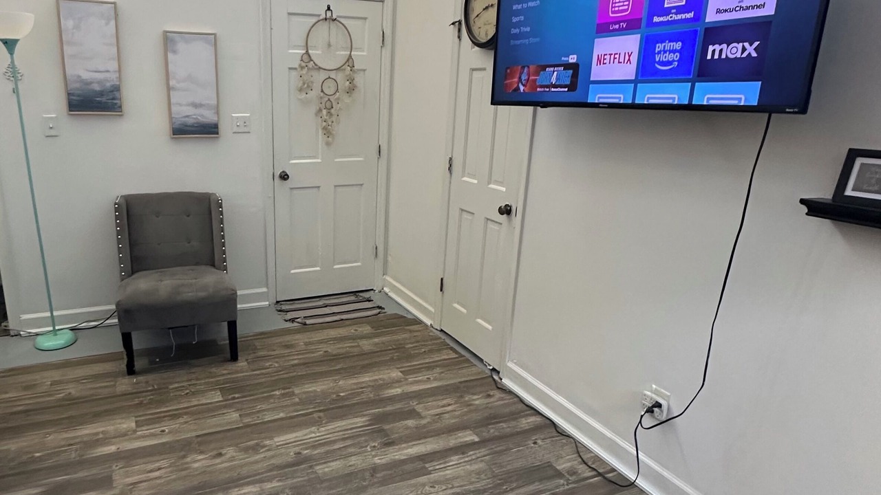 Photo of Others in Putney