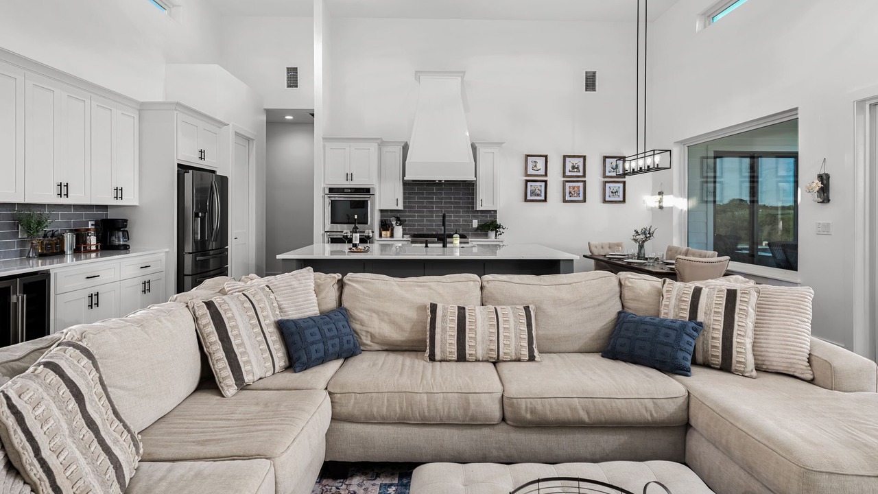 Photo of Livingroom in Johnson City