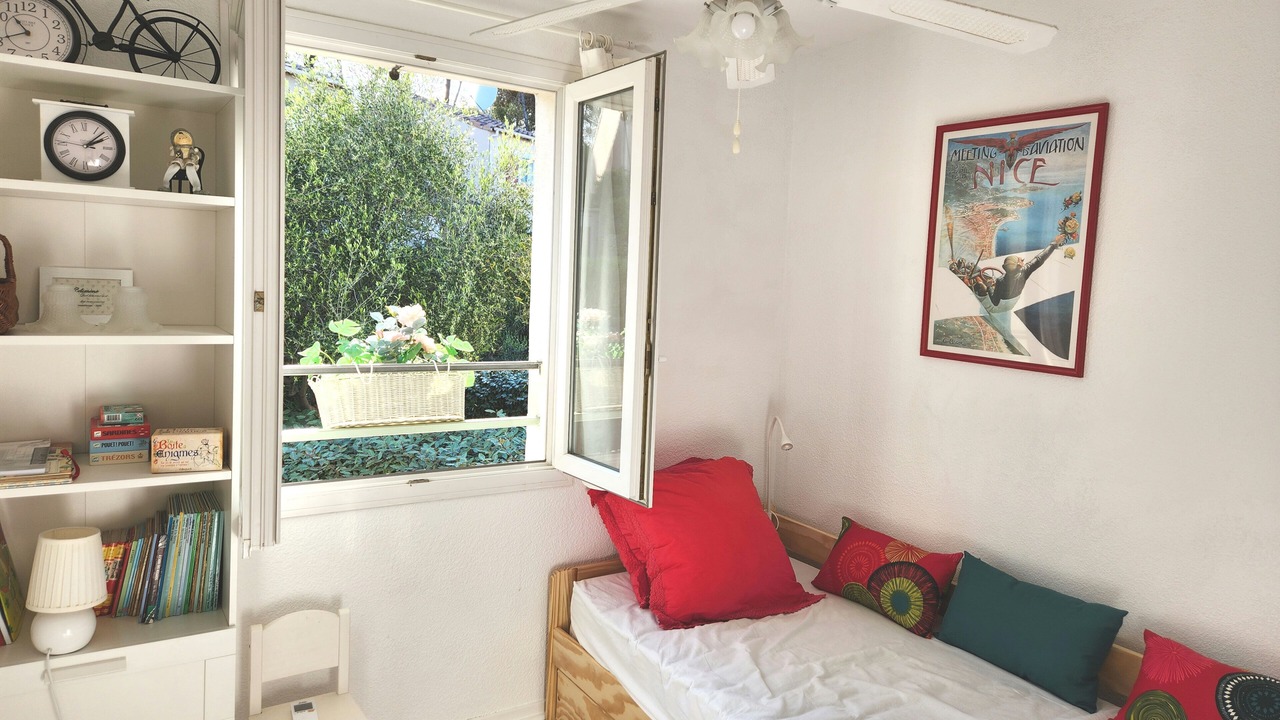 Photo of Bedroom in Pezenas