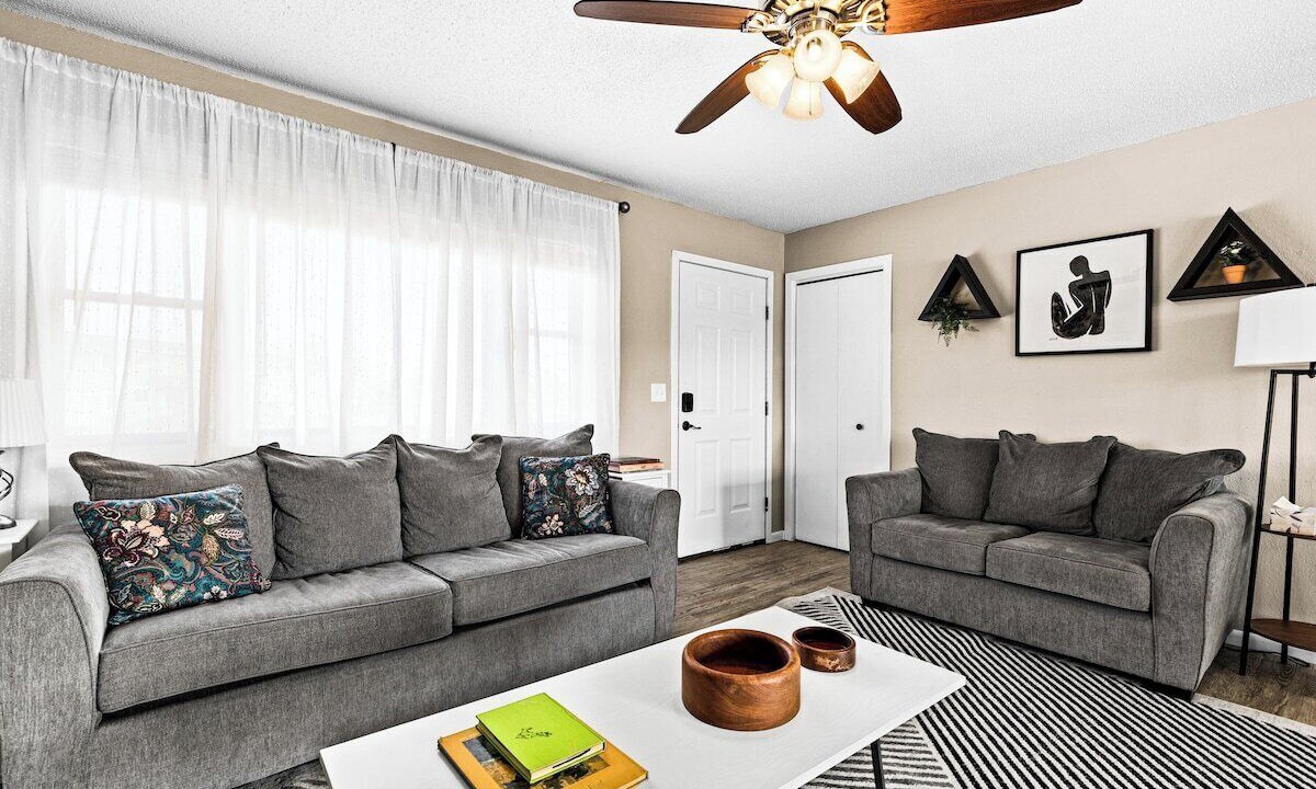 Photo of Livingroom in East End