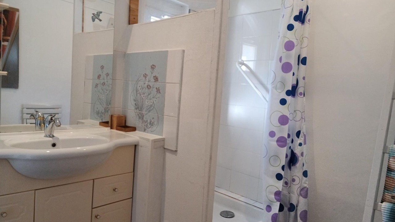 Photo of Bathroom in Saint-Martin de Brehal