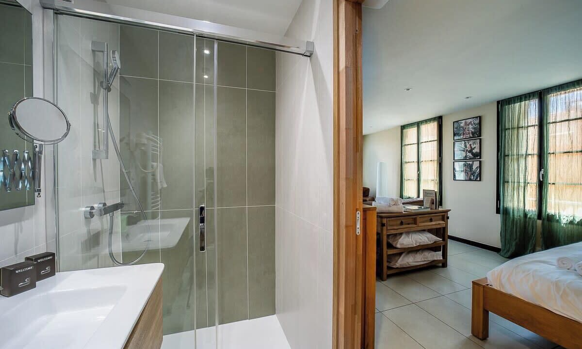Photo of Bathroom in Saint-Jean