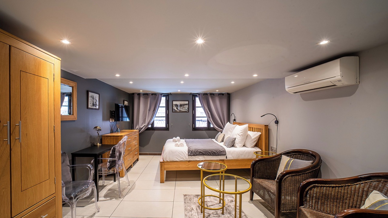 Photo of Bedroom in Saint-Jean