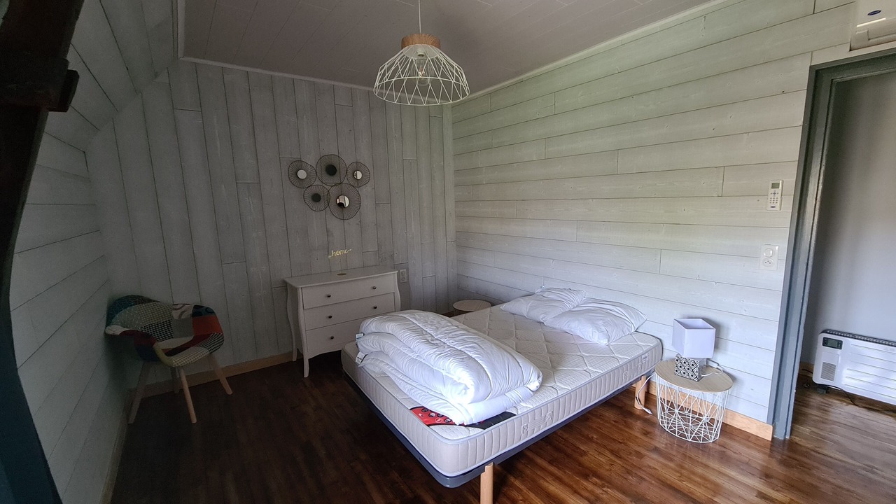 Photo of Bedroom in Mayrinhac-Lentour