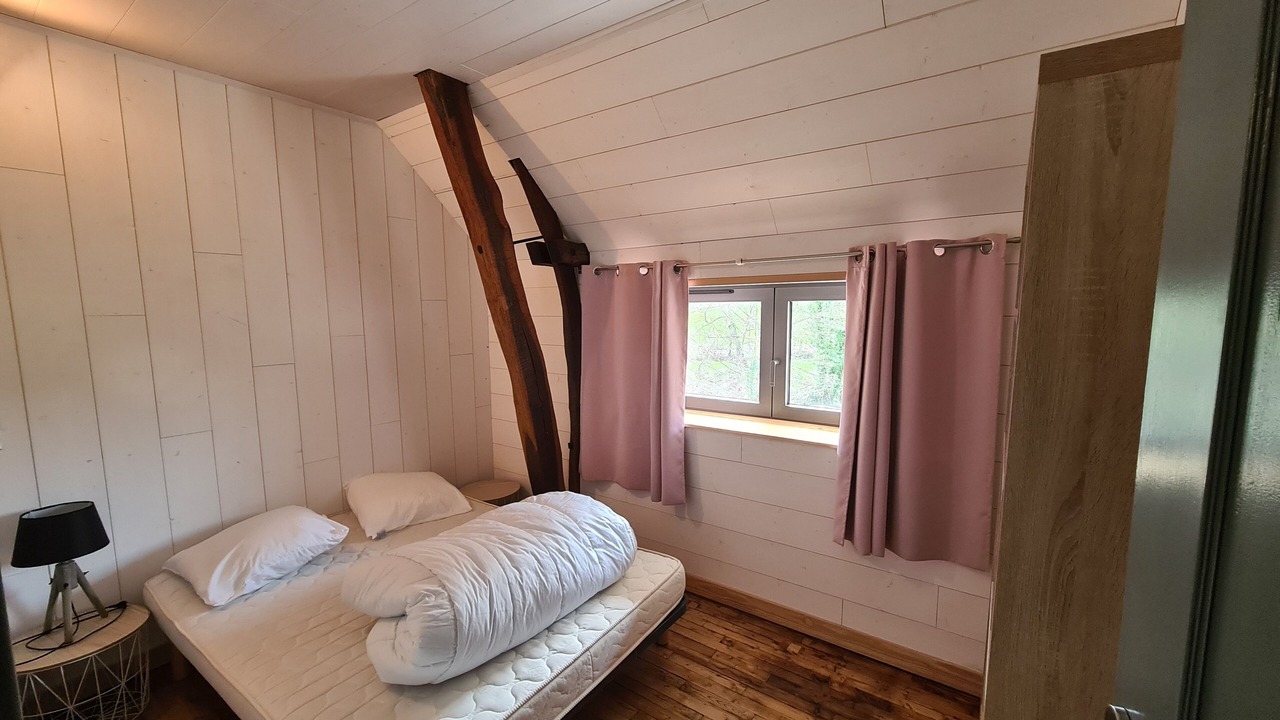 Photo of Bedroom in Mayrinhac-Lentour