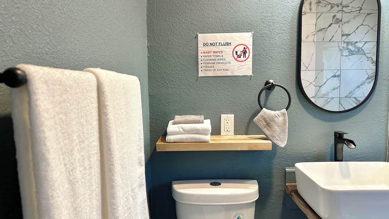 Photo of Bathroom in Central Oklahoma City