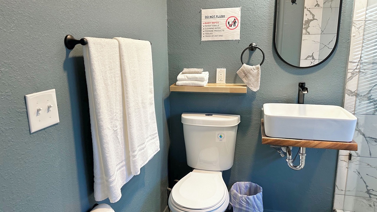 Photo of Bathroom in Central Oklahoma City